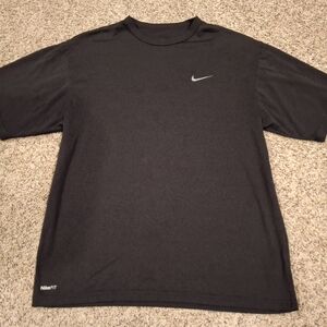 Nike Men's Black Short Sleeve Tee